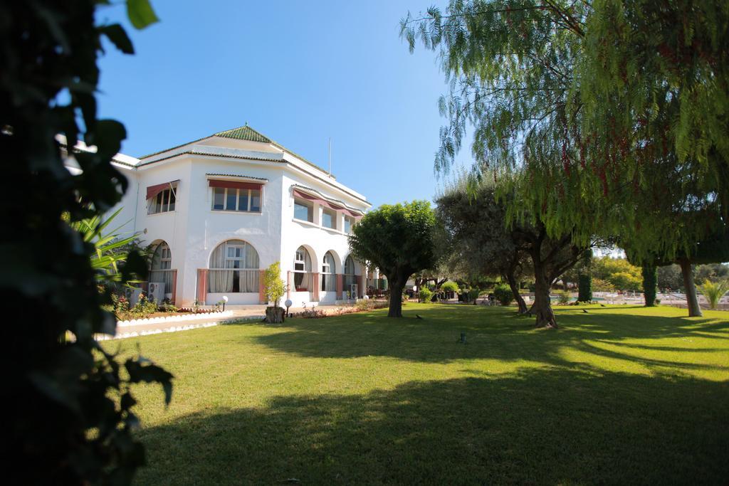 Hotel Transatlantique Meknès Exterior foto